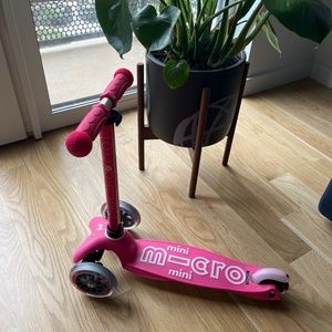 Micro kickboard PINK like new 💕